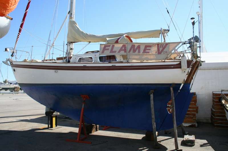 [Immagine: 200910114535_vertue vetroresina.jpg]